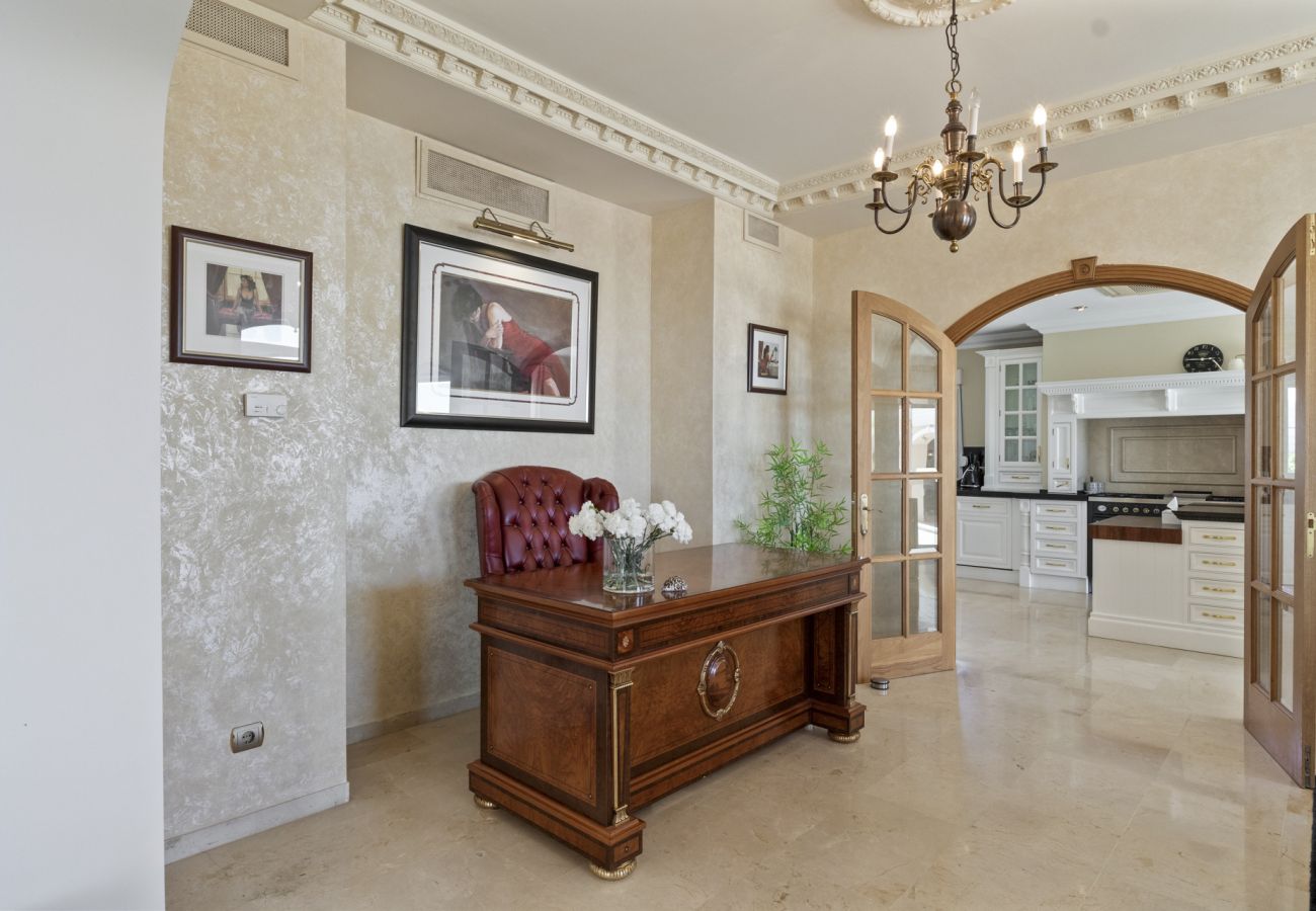 Villa i Estepona - Villa Alta Vista