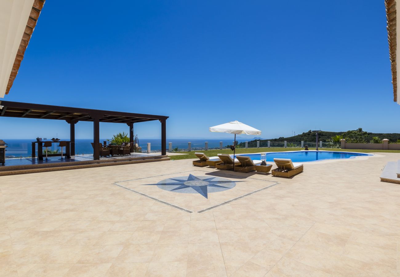 Villa i Estepona - Villa Alta Vista