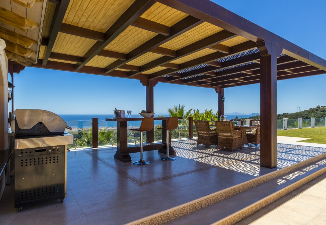 Villa i Estepona - Villa Alta Vista