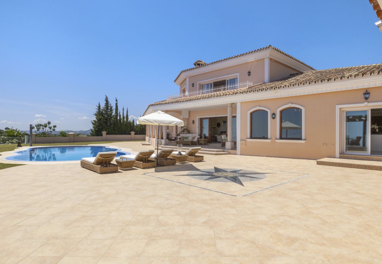 Villa i Estepona - Villa Alta Vista