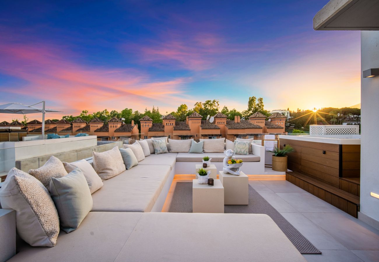 Byhus i Marbella - Puente Romano Collection