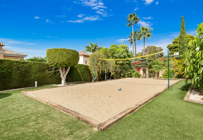 Villa i Estepona - Villa Paraiso - Gym | Putting Green | Heated Pool Villa i Estepona - Villa Paraiso - Gym | Putting Green | Heated Pool