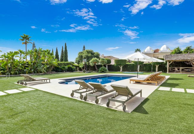 Villa i Estepona - Villa Paraiso - Gym | Putting Green | Heated Pool Villa i Estepona - Villa Paraiso - Gym | Putting Green | Heated Pool