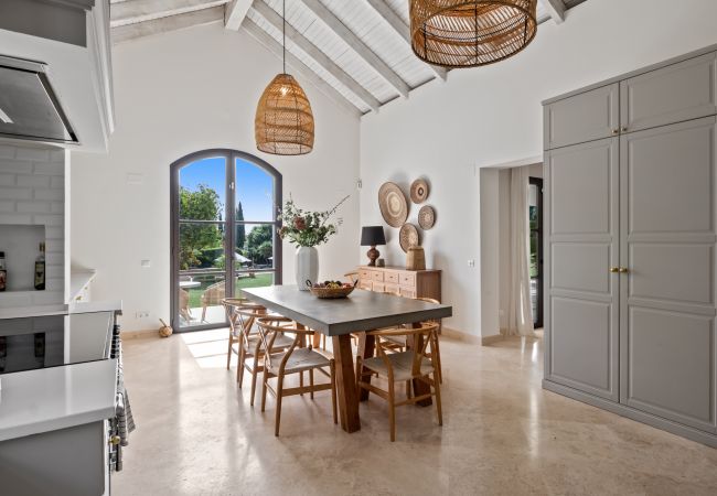 Villa i Estepona - Villa Paraiso - Gym | Putting Green | Heated Pool Villa i Estepona - Villa Paraiso - Gym | Putting Green | Heated Pool