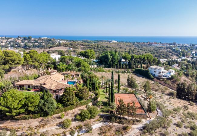 Villa i Estepona - Villa Palm Ridge Villa i Estepona - Villa Palm Ridge