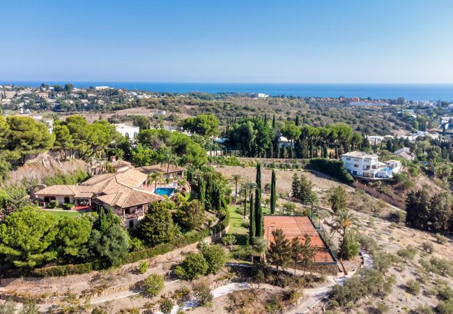 Villa i Estepona - Villa Palm Ridge