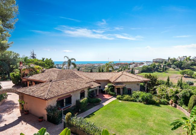 Villa i Estepona - Villa Palm Ridge