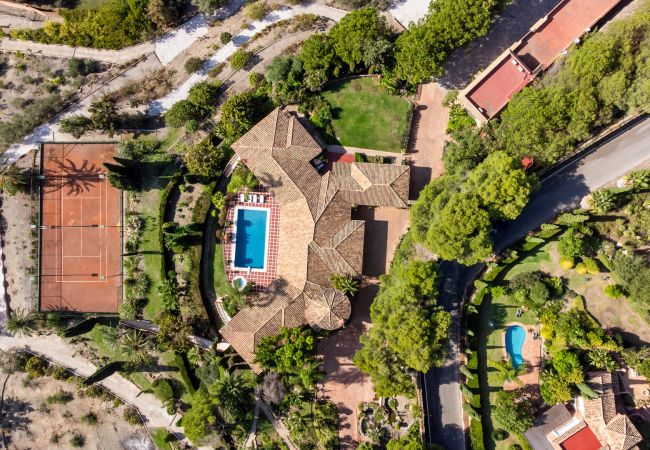 Villa i Estepona - Villa Palm Ridge