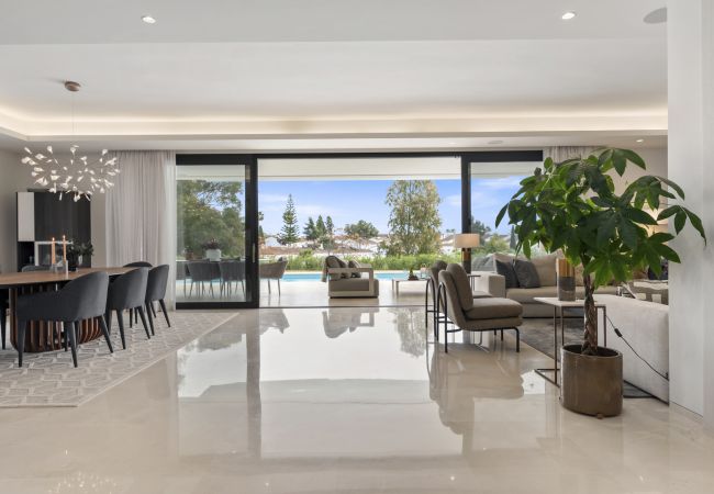 Villa i Estepona - Villa Lulu Villa i Estepona - Villa Lulu