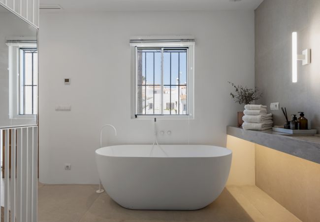 Byhus i Marbella - Playa Bella - Designer Beach Escape Byhus i Marbella - Playa Bella - Designer Beach Escape