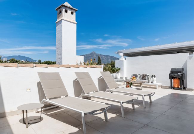 Lejlighed i Nueva andalucia - Penthouse Mirador del Rodeo 1.1 Lejlighed i Nueva andalucia - Penthouse Mirador del Rodeo 1.1