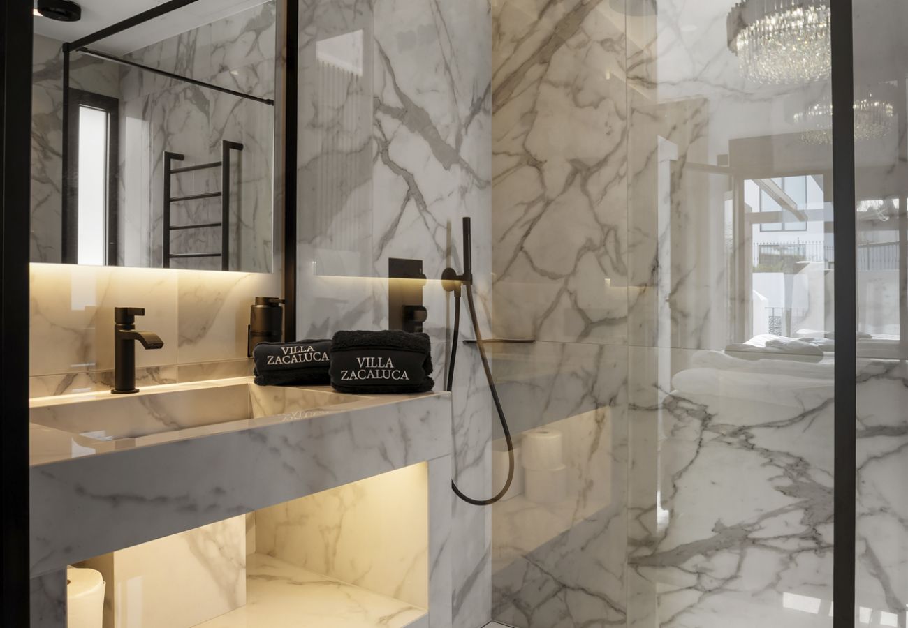 Villa i Guadalmina - Villa Zacaluca