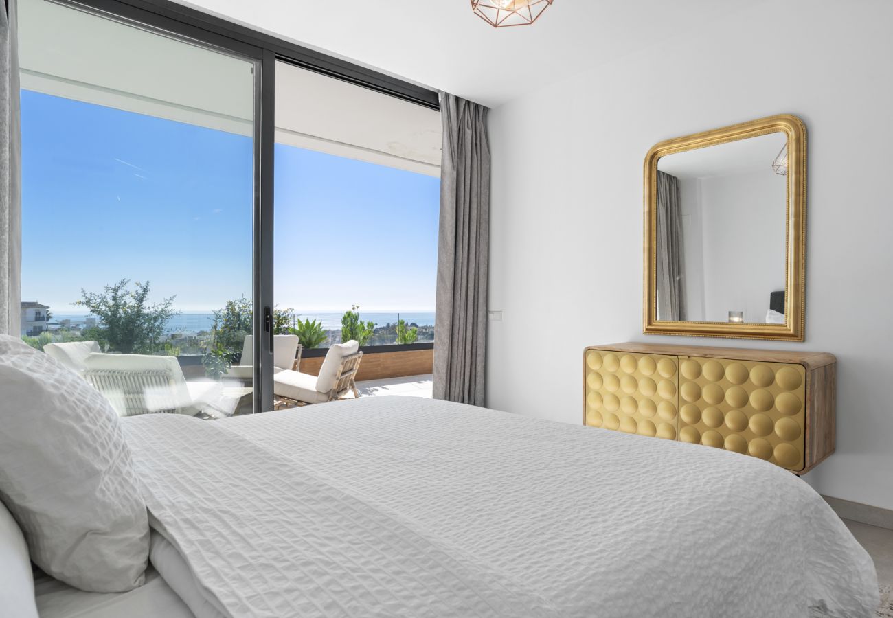 Lejlighed i Marbella - Cabopino Penthouse with Private Pool