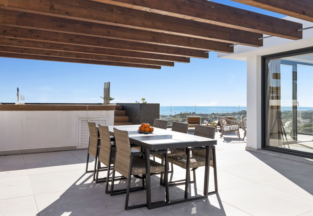 Lejlighed i Marbella - Cabopino Penthouse with Private Pool