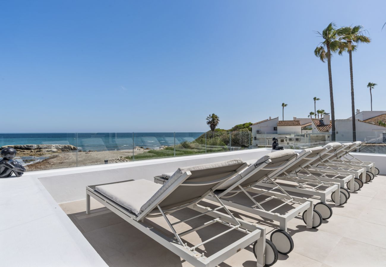Byhus i Estepona - Casa Bahia Dorada
