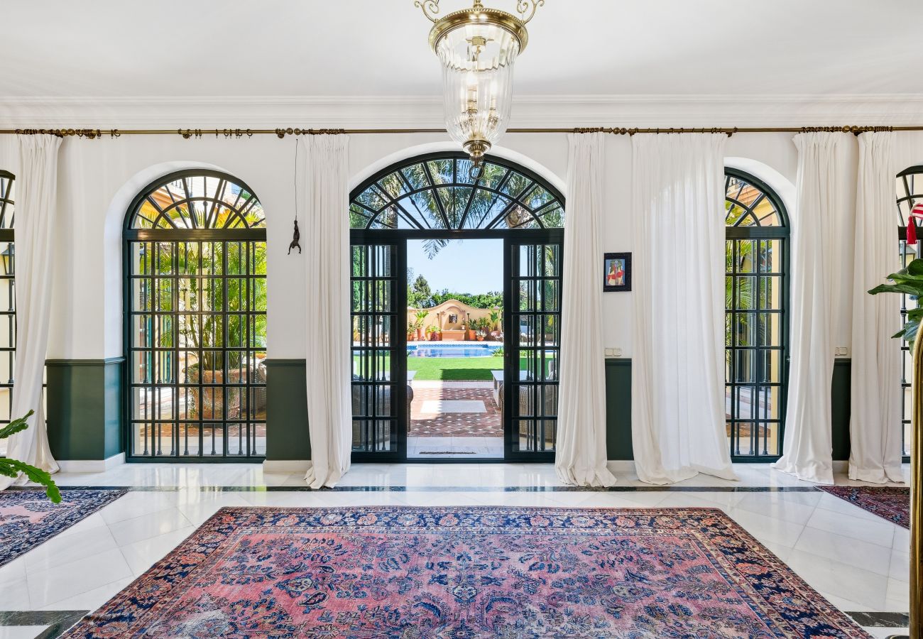 Villa i San Pedro de Alcántara - Villa Amarilla