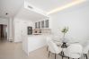 Byhus i Nueva andalucia - Aurora Townhouse