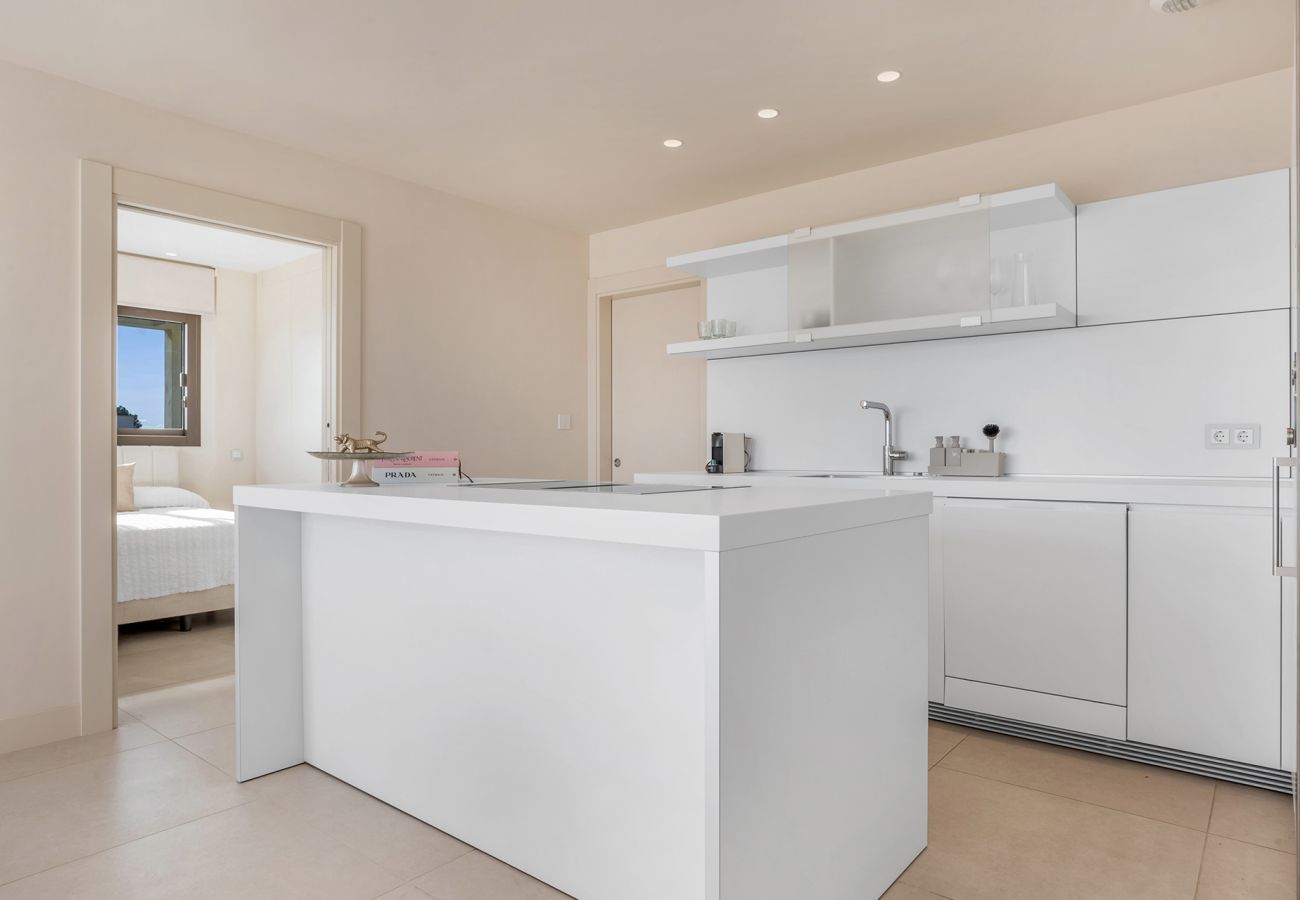 Lejlighed i Estepona - Luxury Beachfront Velaya