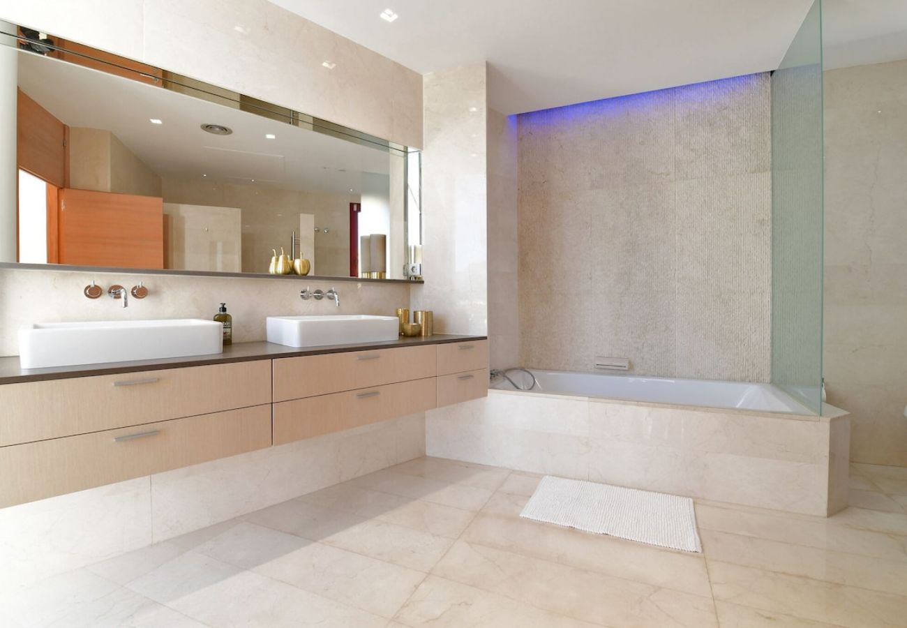 Villa in Marbella - Villa Suena Blanca