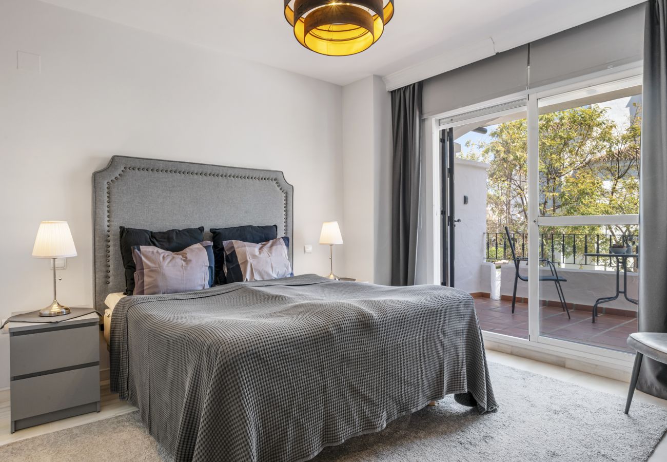 Doppelhaushälfte in Marbella - Casa Esquina