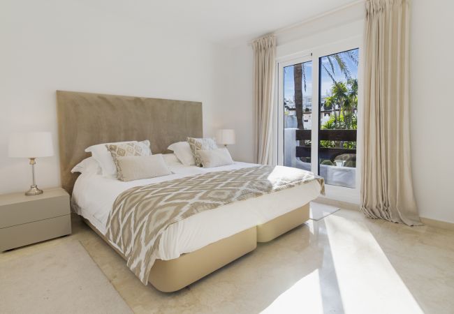 Doppelhaushälfte in San Pedro de Alcántara - Casa Guadalvillas Doppelhaushälfte in San Pedro de Alcántara - Casa Guadalvillas