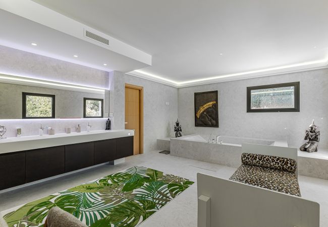 Villa in Benahavís - Villa Flores Villa in Benahavís - Villa Flores