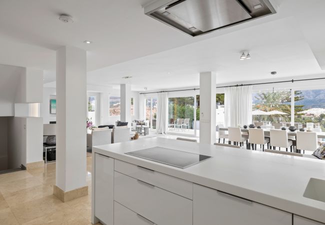 Villa in Nueva andalucia - Villa Miramar Villa in Nueva andalucia - Villa Miramar