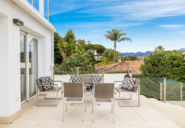 Villa in Nueva andalucia - Villa Miramar Villa in Nueva andalucia - Villa Miramar