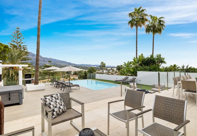 Villa in Nueva andalucia - Villa Miramar Villa in Nueva andalucia - Villa Miramar