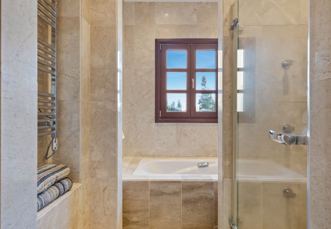 Villa in San Pedro Alcantara - Villa Linda Villa in San Pedro Alcantara - Villa Linda