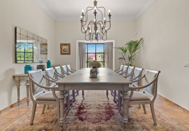 Villa in San Pedro Alcantara - Villa Linda Villa in San Pedro Alcantara - Villa Linda