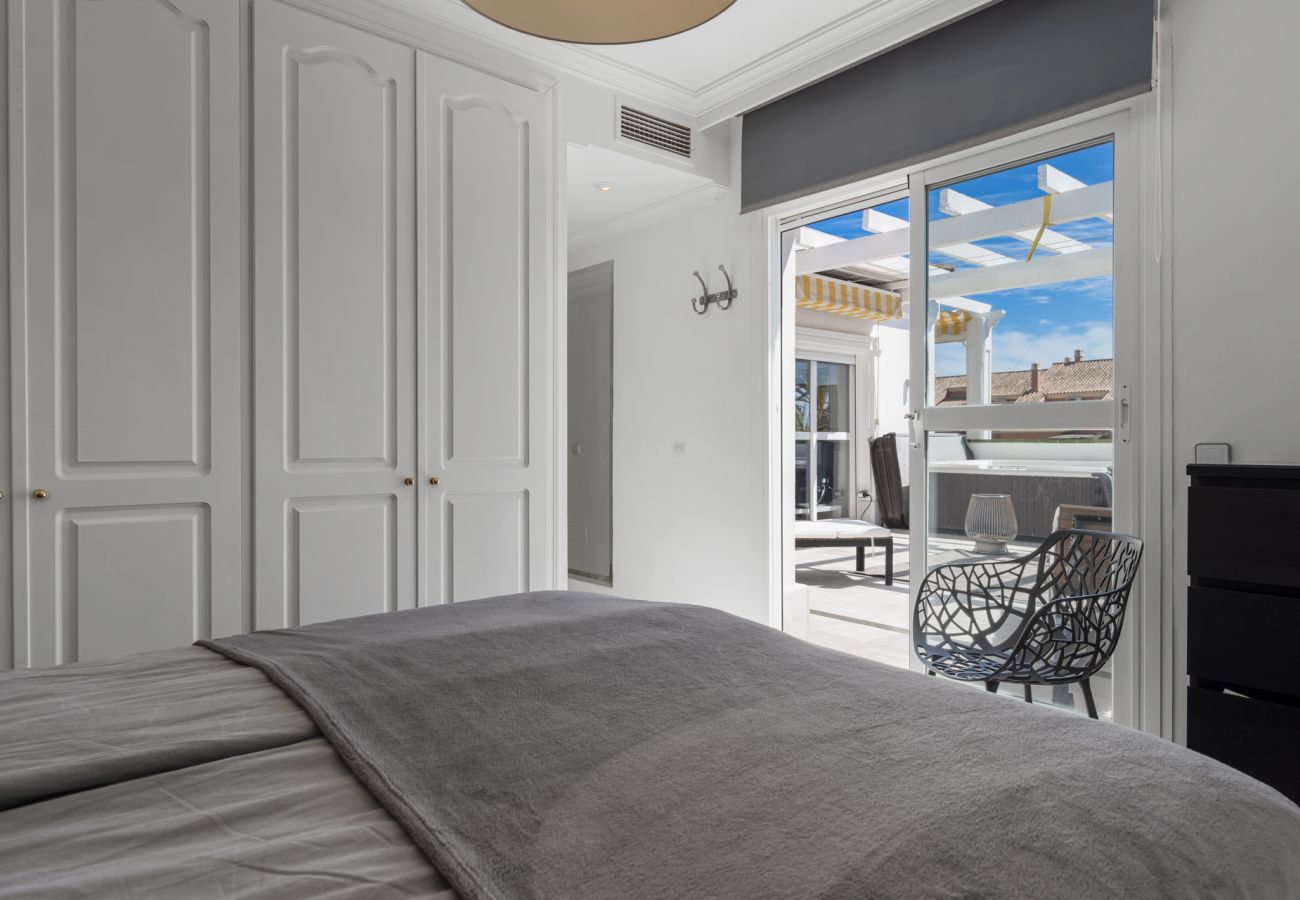 Ferienwohnung in Marbella - Penthouse La Ola