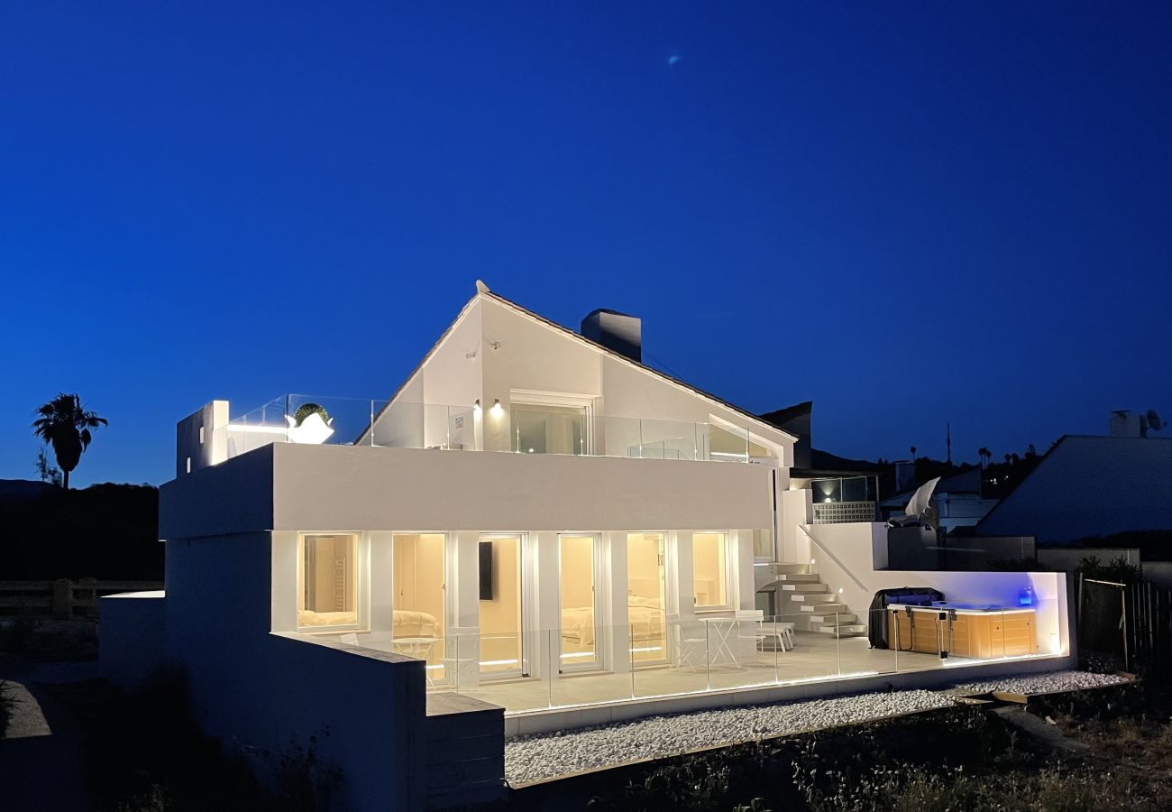 Doppelhaushälfte in Estepona - Casa Bahia Dorada