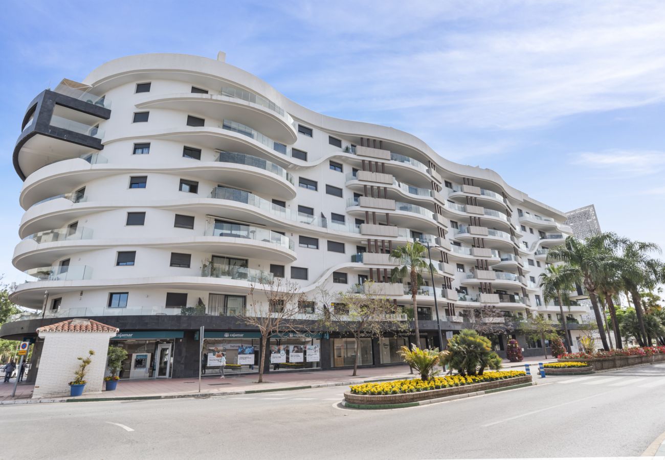 Ferienwohnung in Estepona - Infinity Beach & City