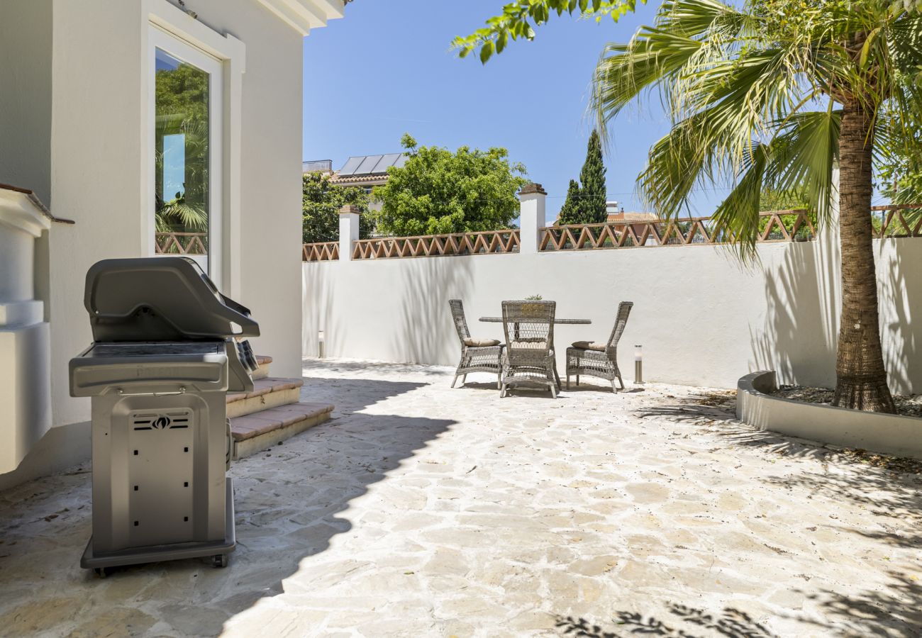 Villa in San Pedro de Alcántara - Villa Limones | Luxury Beachside Villa