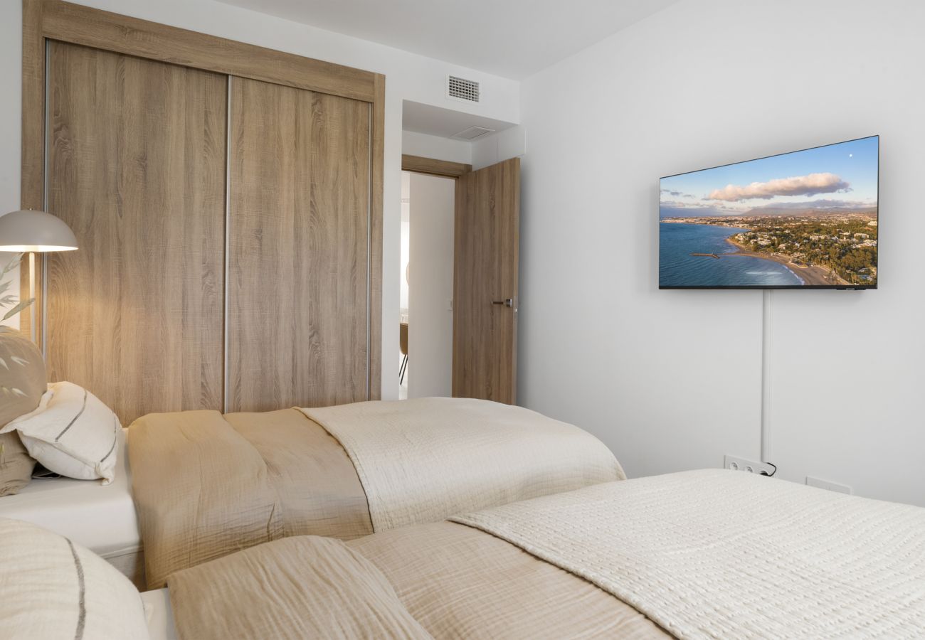 Ferienwohnung in Estepona - Feliz Penthouse