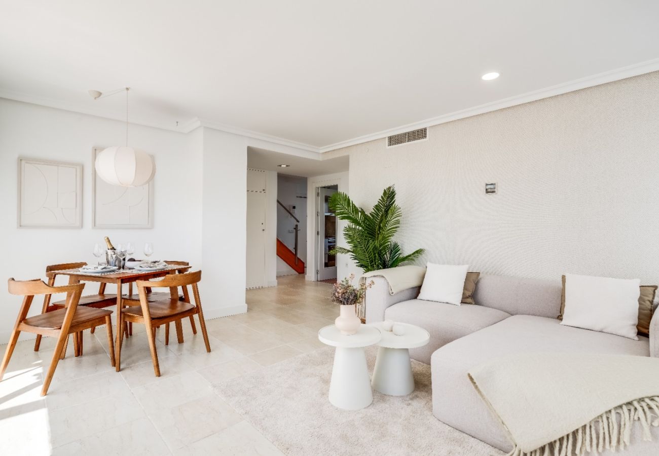 Ferienwohnung in Estepona - Sunset Golf Penthouse
