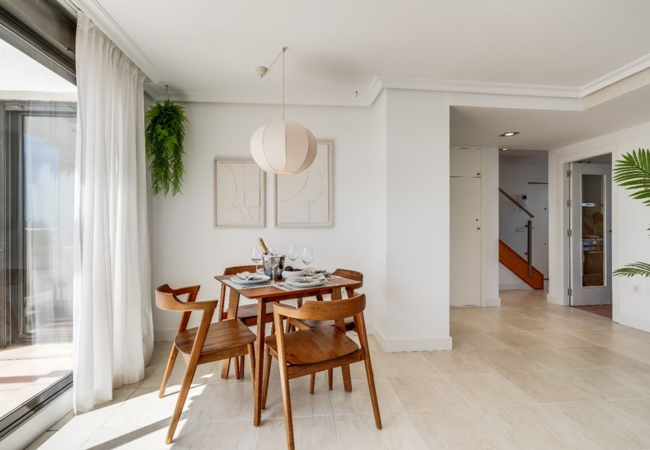 Ferienwohnung in Estepona - Sunset Golf Penthouse