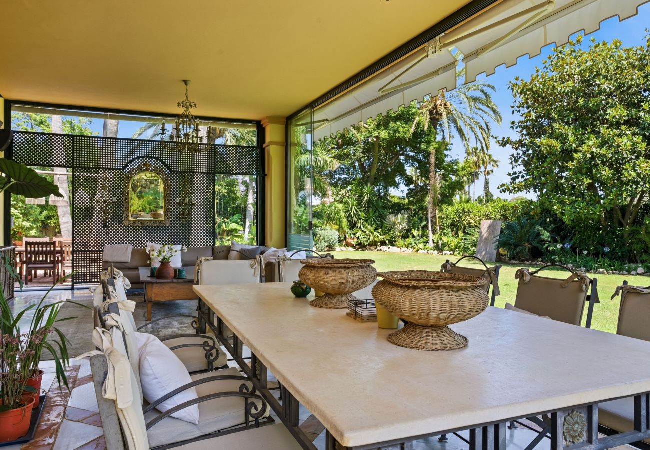 Villa in San Pedro de Alcántara - Villa Amarilla