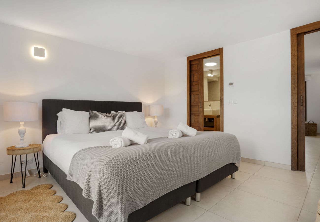 Villa en San Pedro de Alcántara - Casa Adel