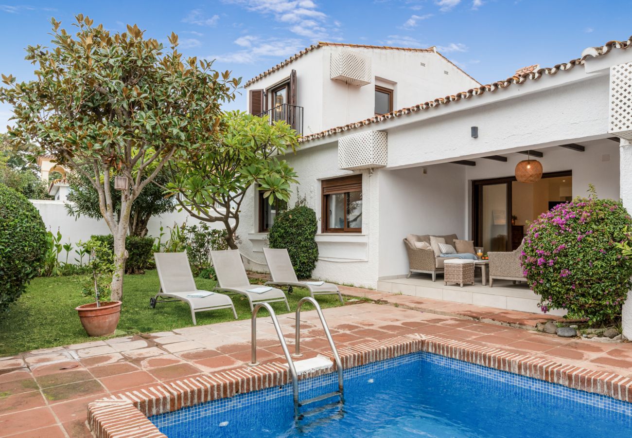 Villa en San Pedro de Alcántara - Casa Adel