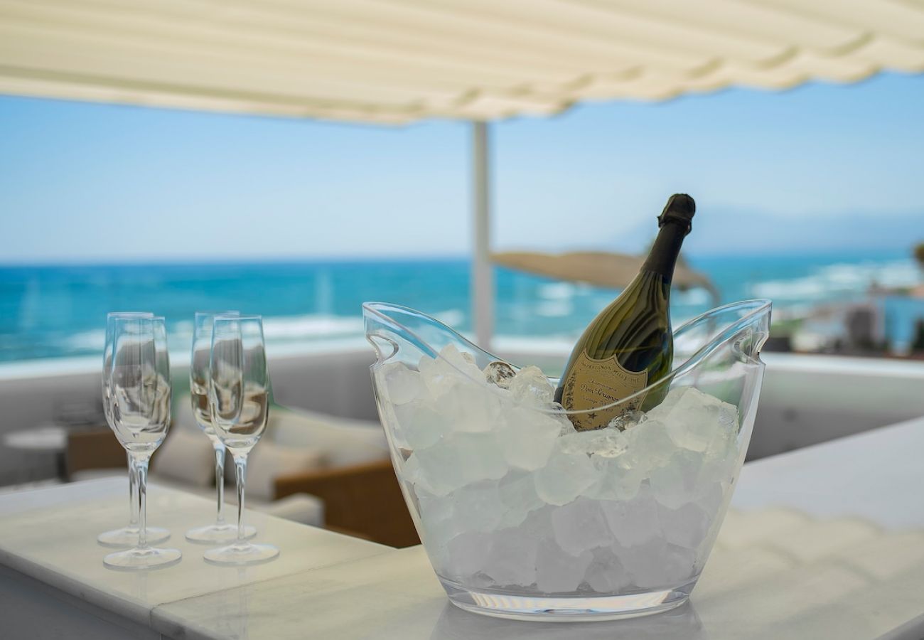 Villa en Marbella - The Beach House