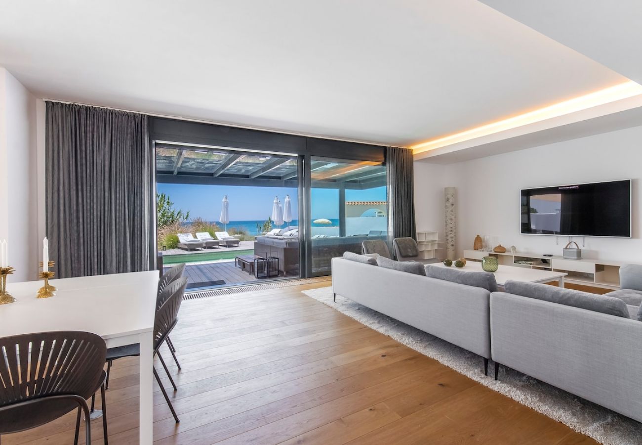 Villa en Marbella - The Beach House