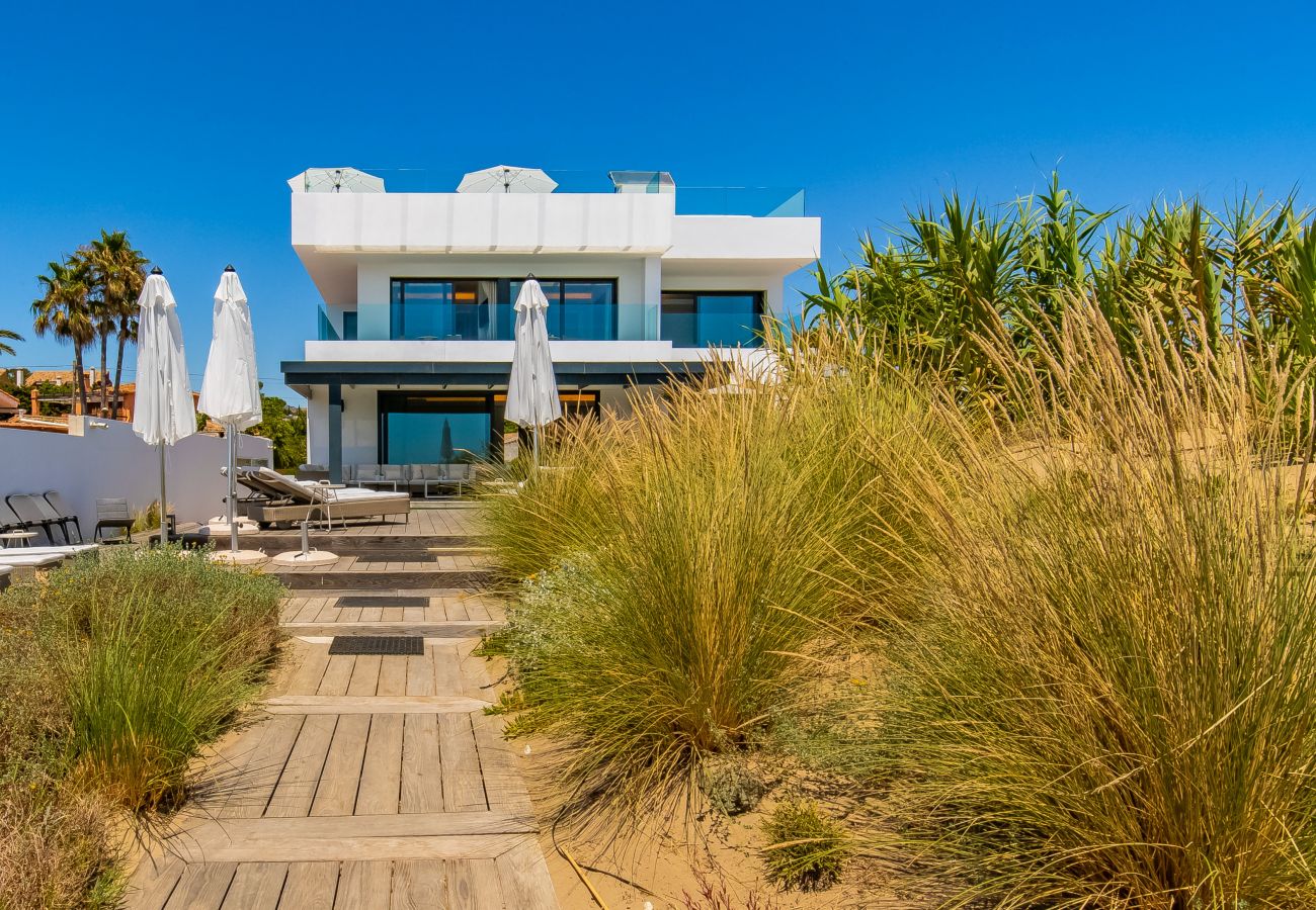 Villa en Marbella - The Beach House
