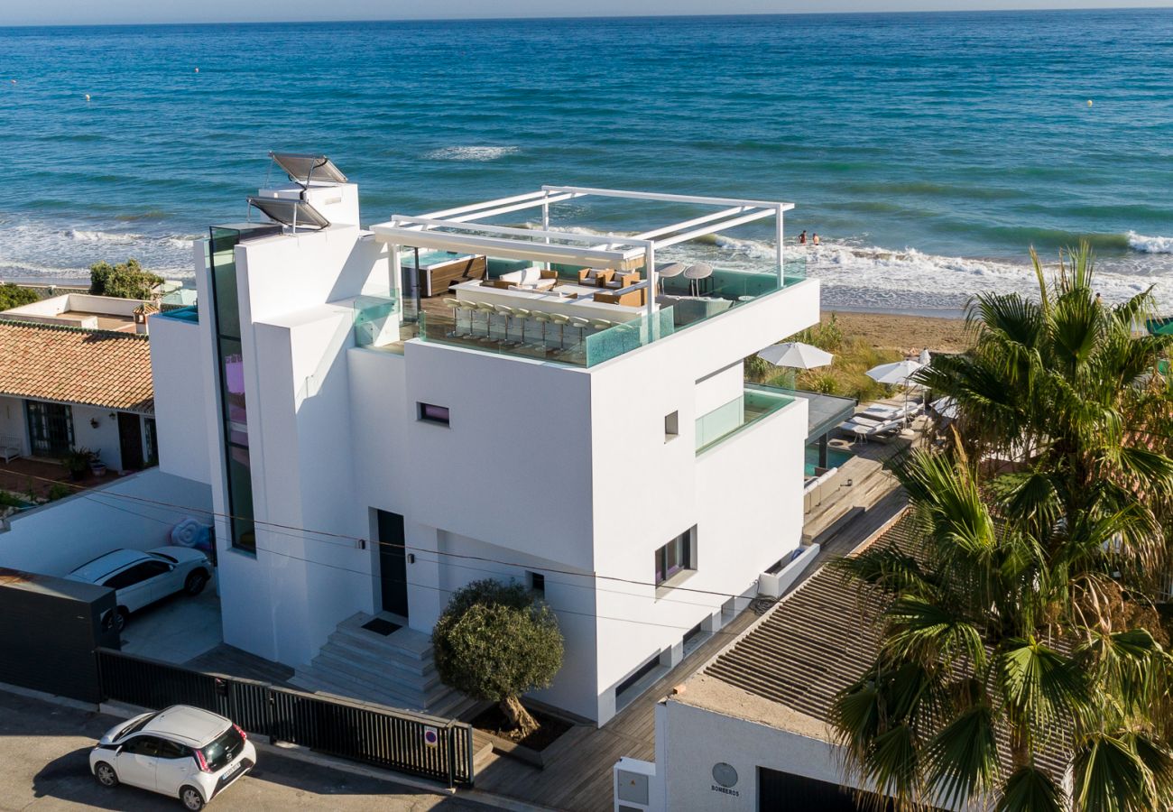Villa en Marbella - The Beach House