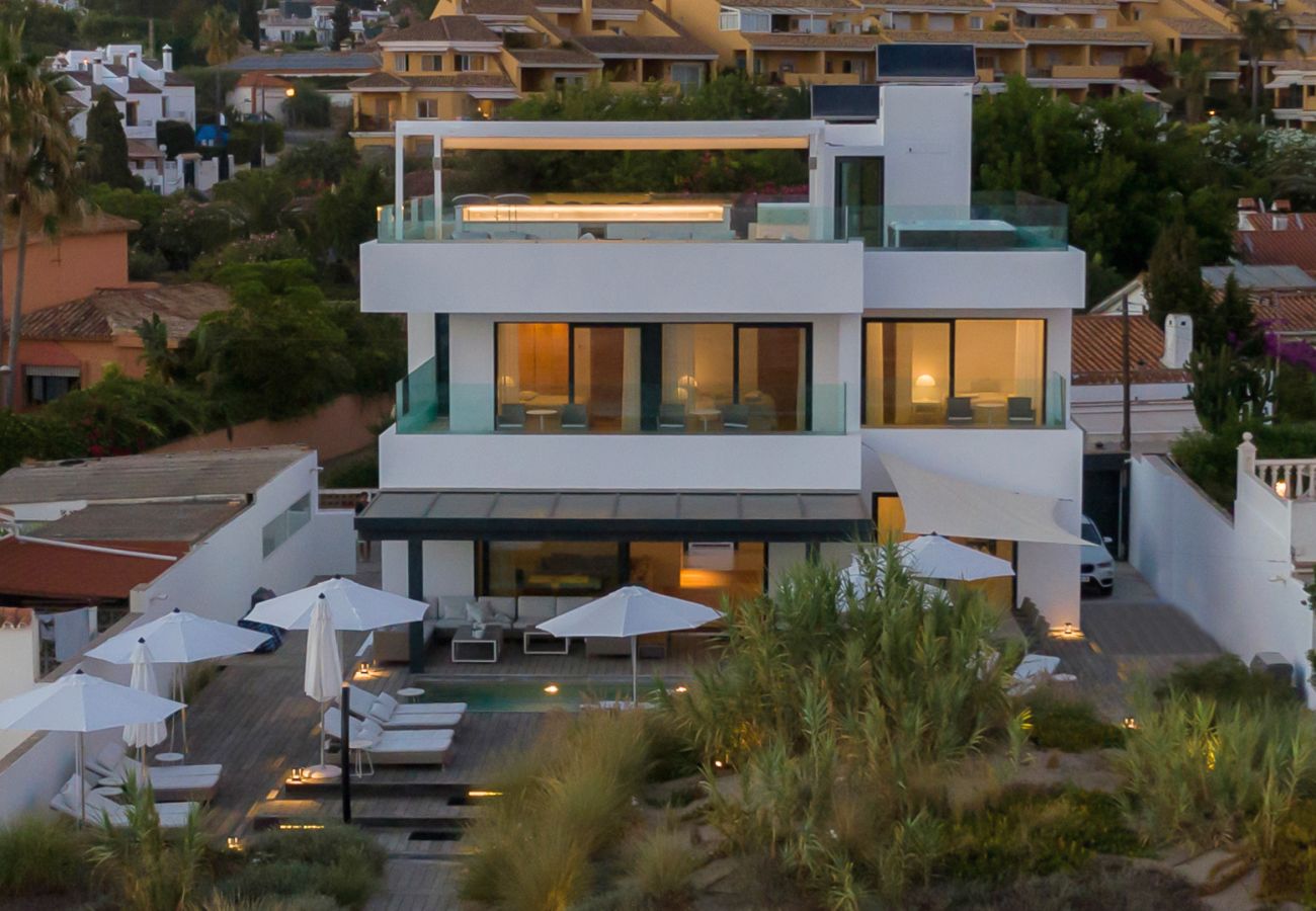 Villa en Marbella - The Beach House