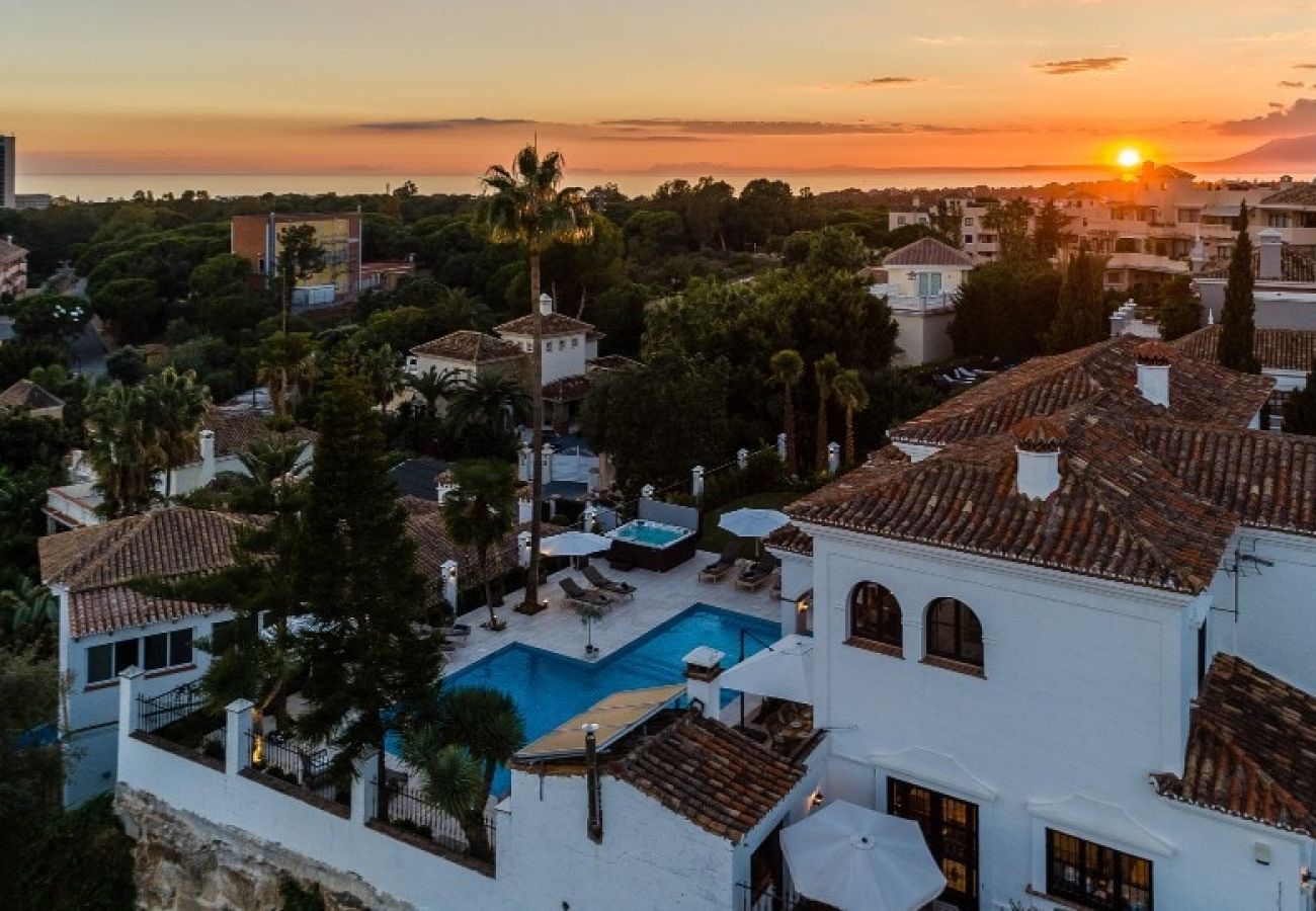 Villa en Marbella - Villa Palmera