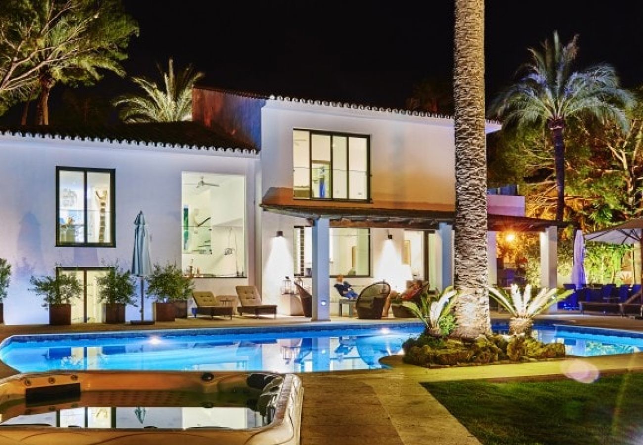 Villa en Marbella - Villa Pena Blanca