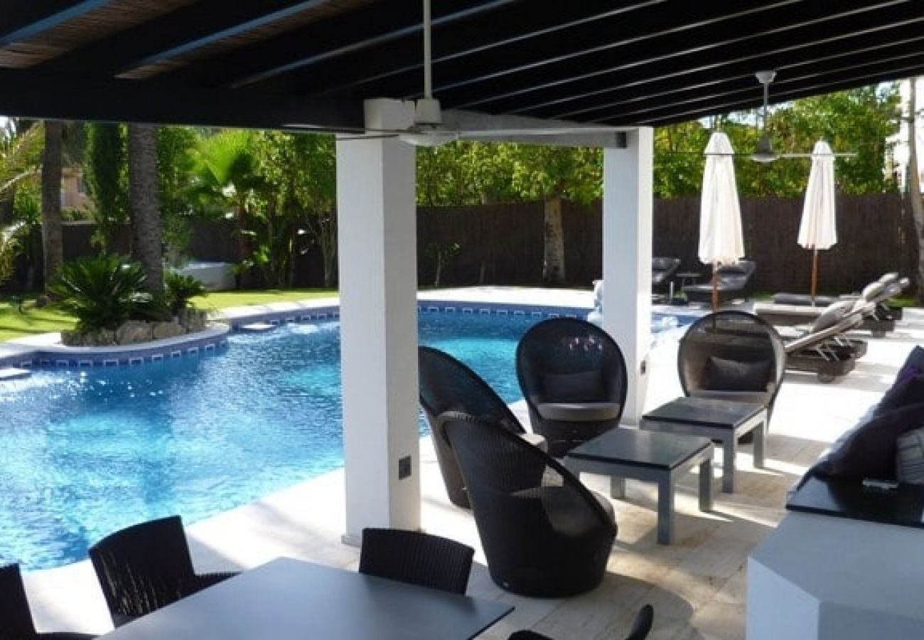 Villa en Marbella - Villa Pena Blanca