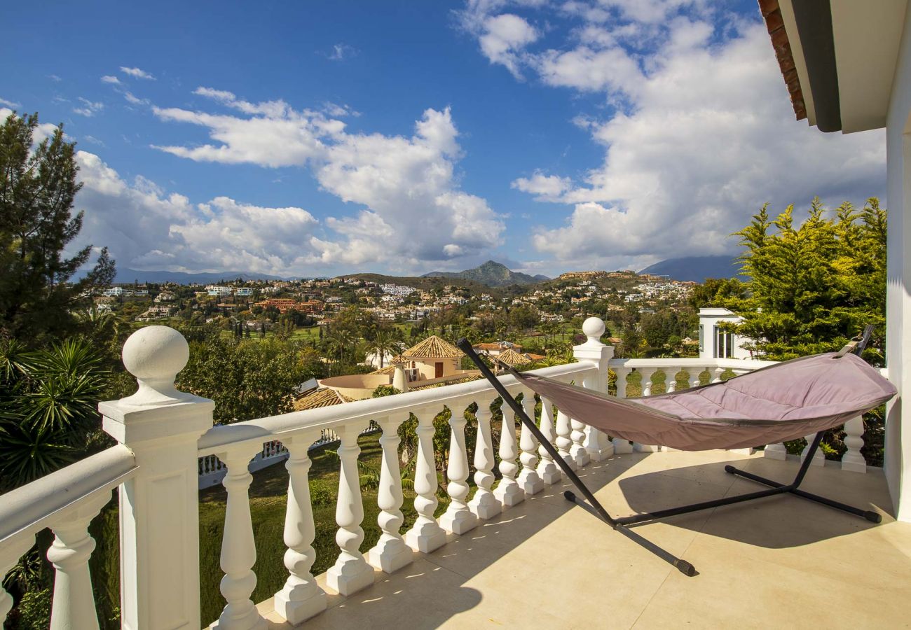 Villa en Estepona - Villa Feliz